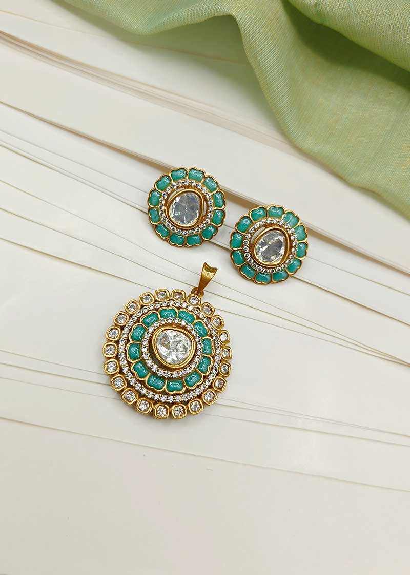 Cubic Zircon Floral Design Gold Plated Kundan Pendant Set