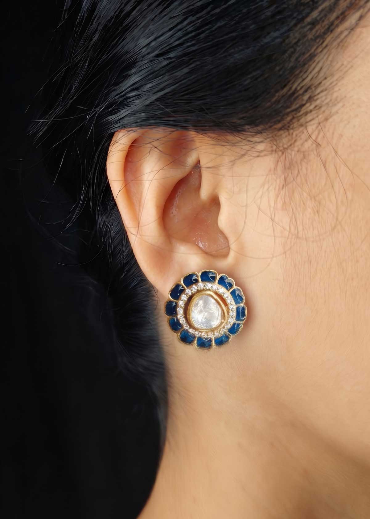 Cubic Zircon Floral Design Gold Plated Kundan Pendant Set