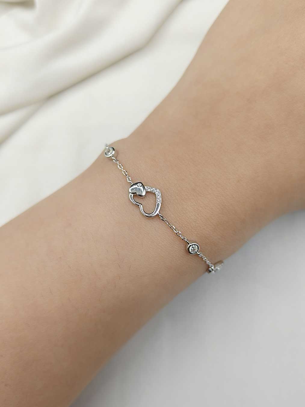 92.5 Sterling Silver Heart Shape Women Loose Bracelet