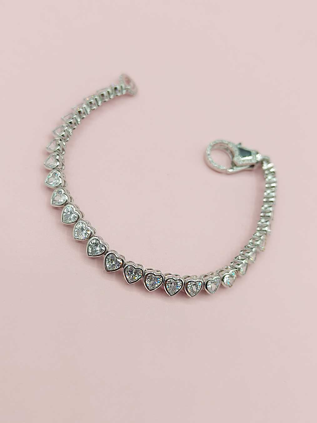 Sparkling Elegance Diamond Silver Plated Heart Shape Loose Bracelet