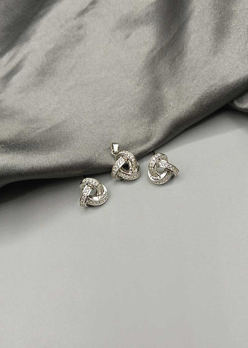 92.5 Sterling Silver Diamond Spiral Floral Shape Pendant Set