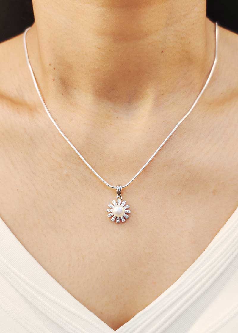 92.5 Sterling Silver Cubic Zircon Pearl Pendant Set