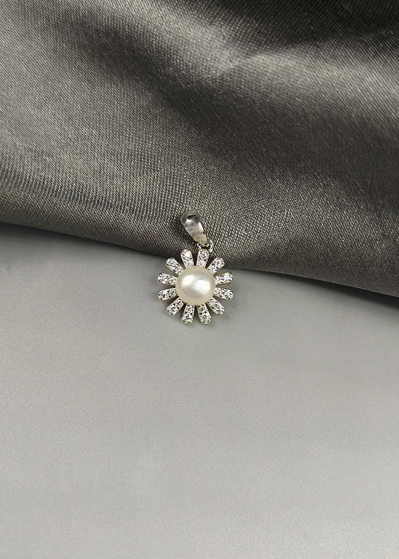 92.5 Sterling Silver Cubic Zircon Pearl Pendant Set