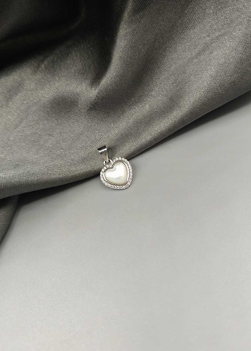 92.5 Sterling Silver Mother Of Pearl Heart Shape Pendant Set