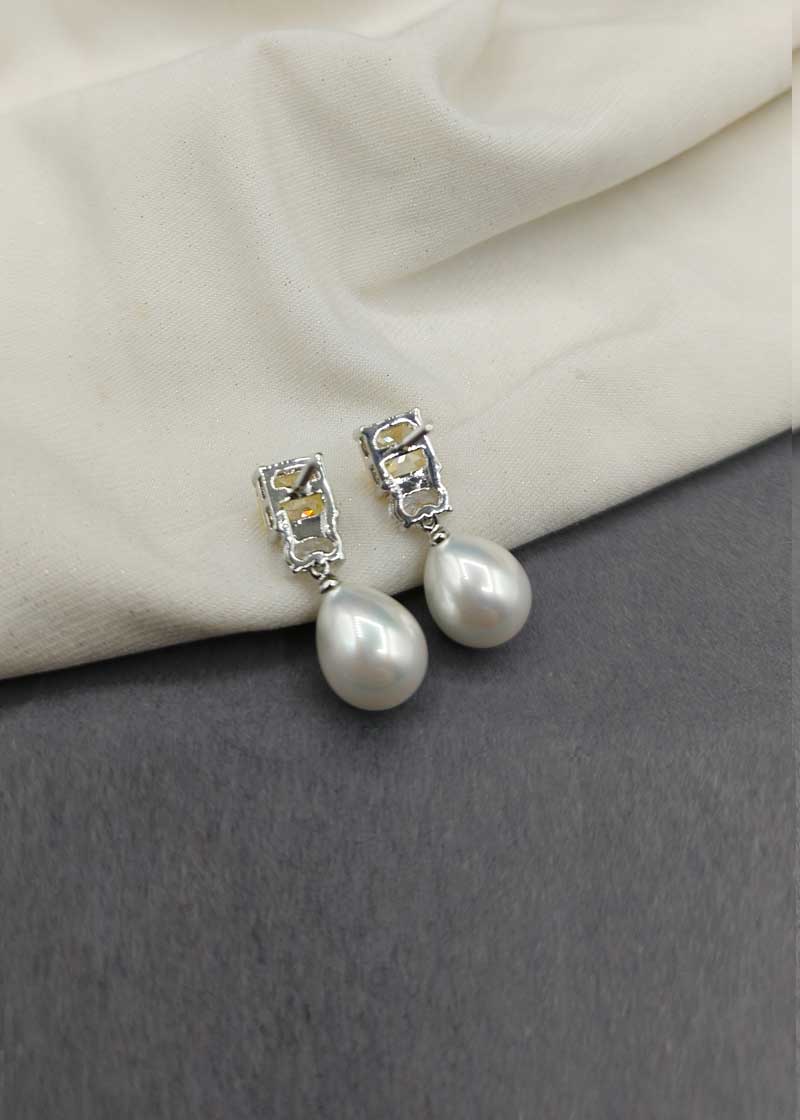 Cubic Zircon Yellow Hanging Pearl Earring