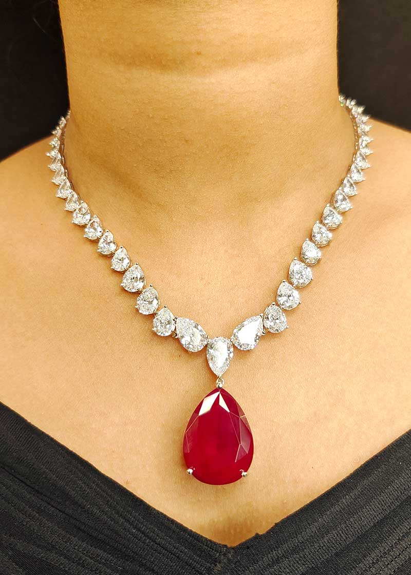 Cubic Zircon Tear Drop Designer Women's Necklace Set