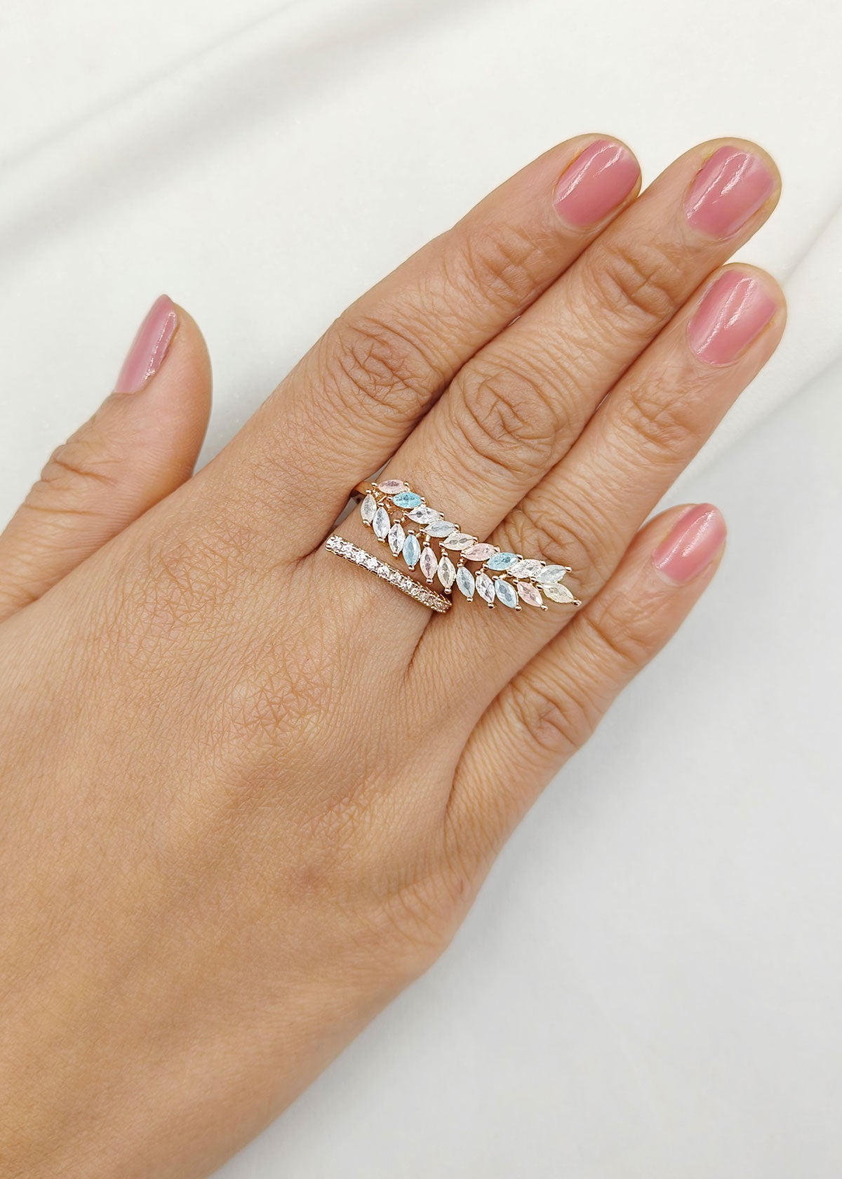 Delicate Rose Gold-Plated Leaf Design Women Adjustable Finger Ring
