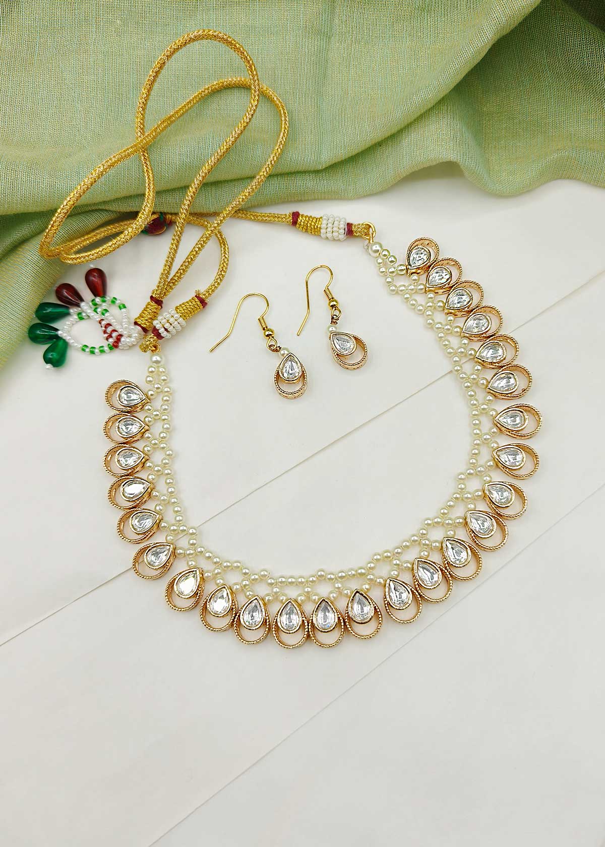 White Moti With Kundan Drop Delicate Short Necklace Set