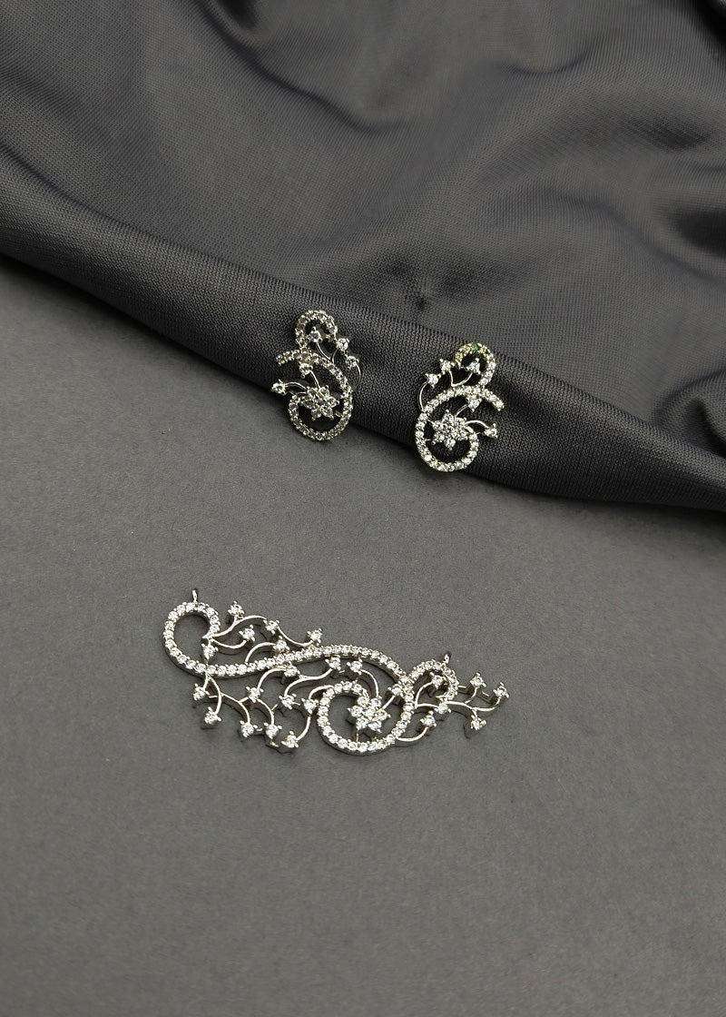 Unique Designer Cubic Zircon Mangalsutra Pendant set