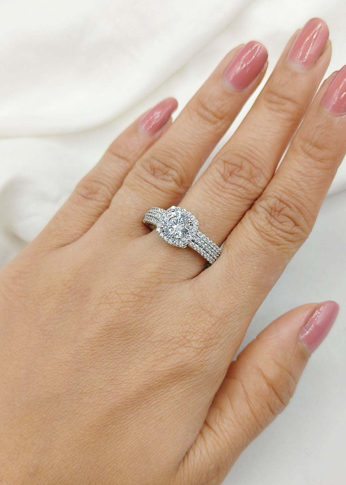 92.5 Sterling Silver Solitaire Zircon Ring