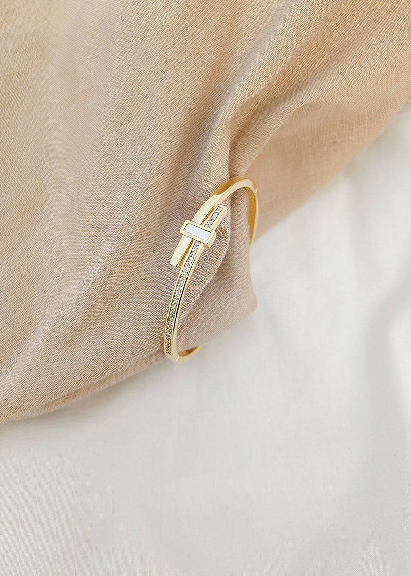 Center Mother Of Pearl With Cubic Zircon Delicate Kada Bracelet