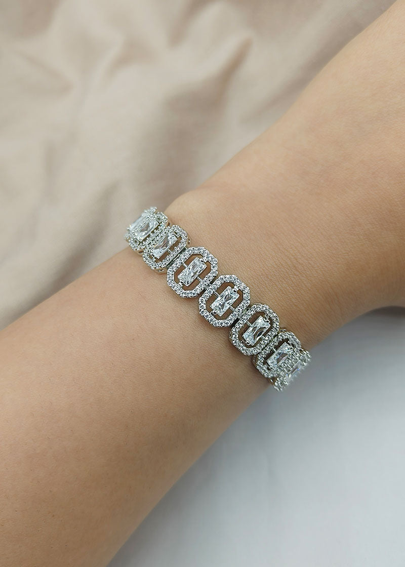 Crystal Cubic Zircon Fully Adjustable Loose Bracelet