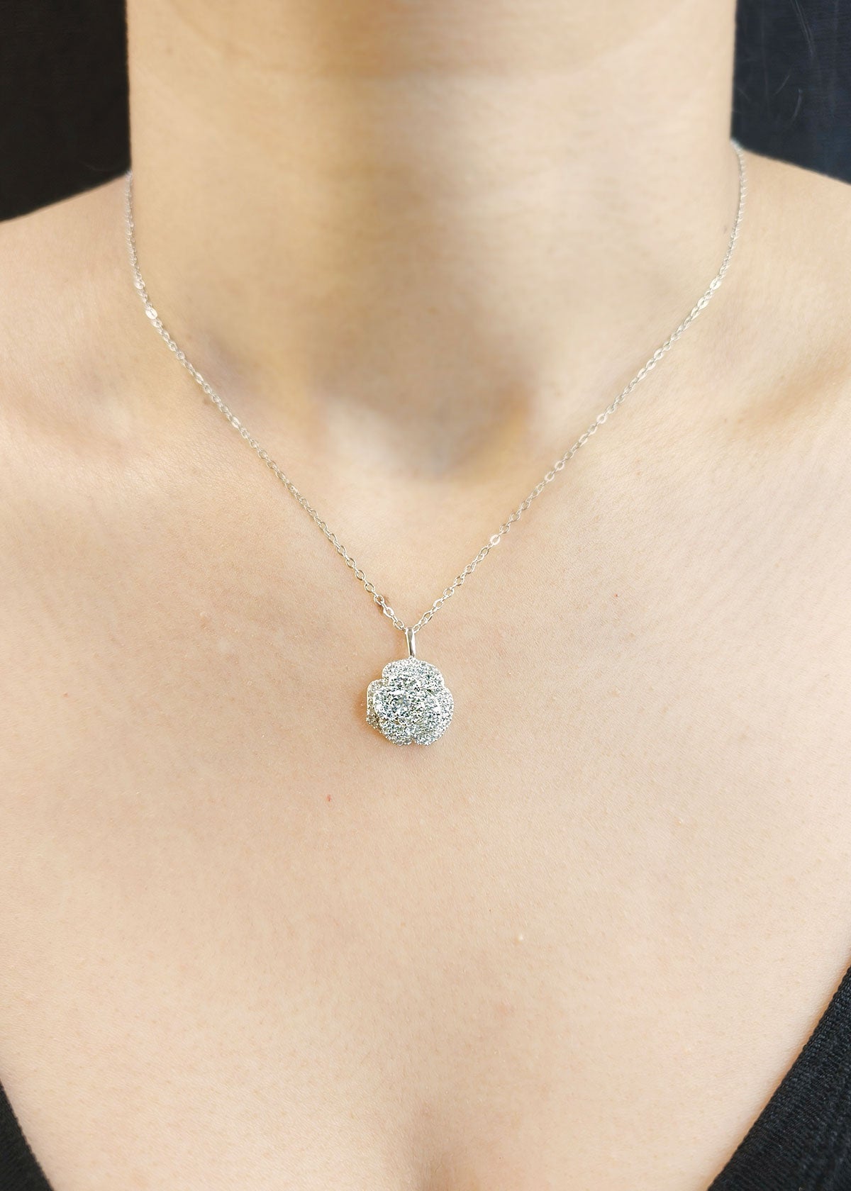 Delicate Cubic Zircon Rose Pendant Set With Chain
