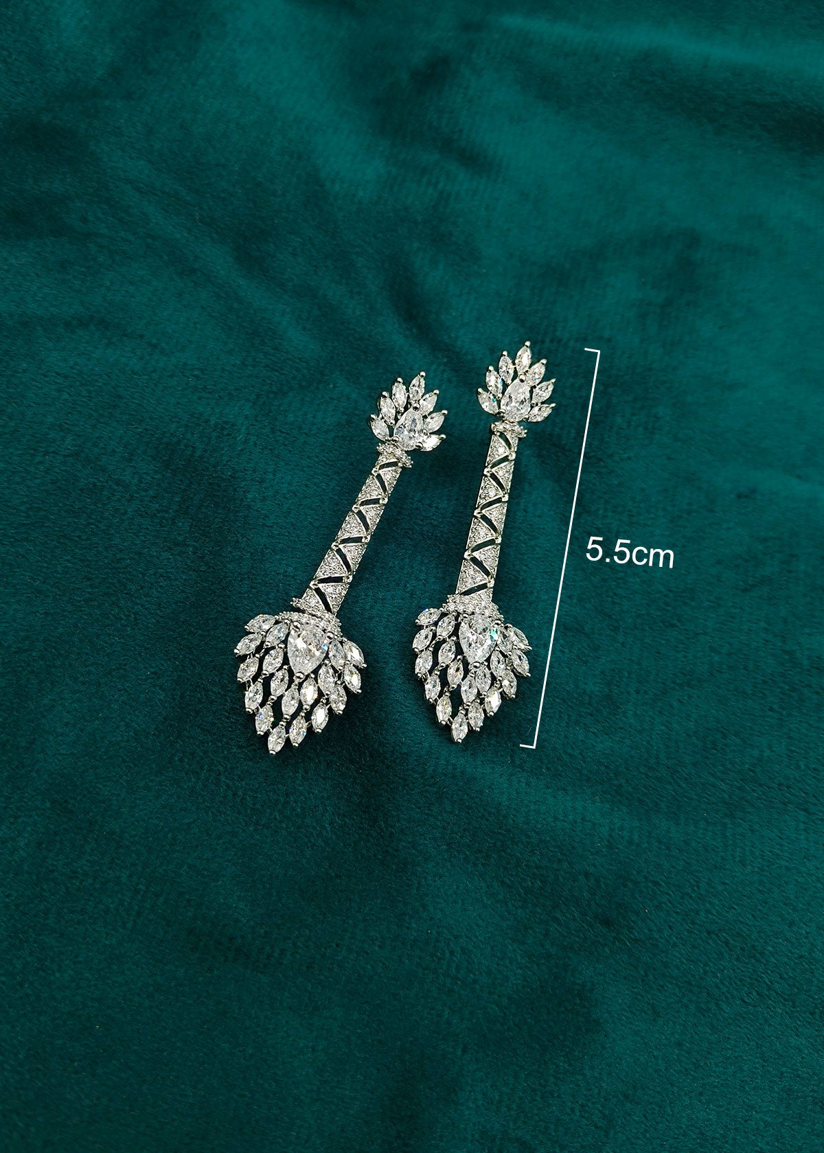 Radiant Collar Design Cubic Zircon With Marquise Stone Gold And Silver Plated Western Stiff Hasli Necklace Set