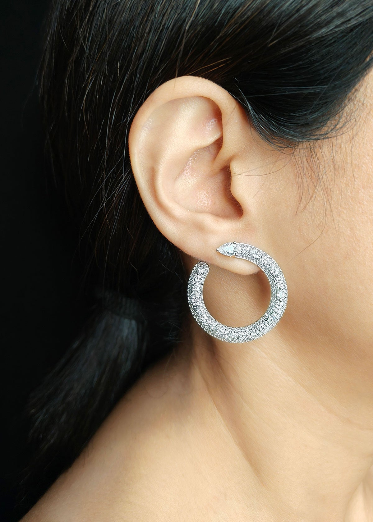 Sleek Minimal Design Cubic Zircon With Marquise Stone Gold And Silver Plated Western Stiff Collar Hasli Necklace Set