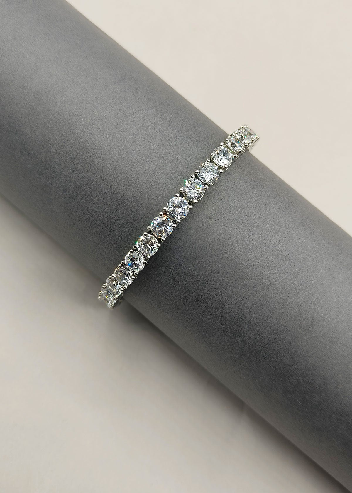 Round Lab Diamond Cubic Zircon Silver Plated Tennis Loose Bracelet