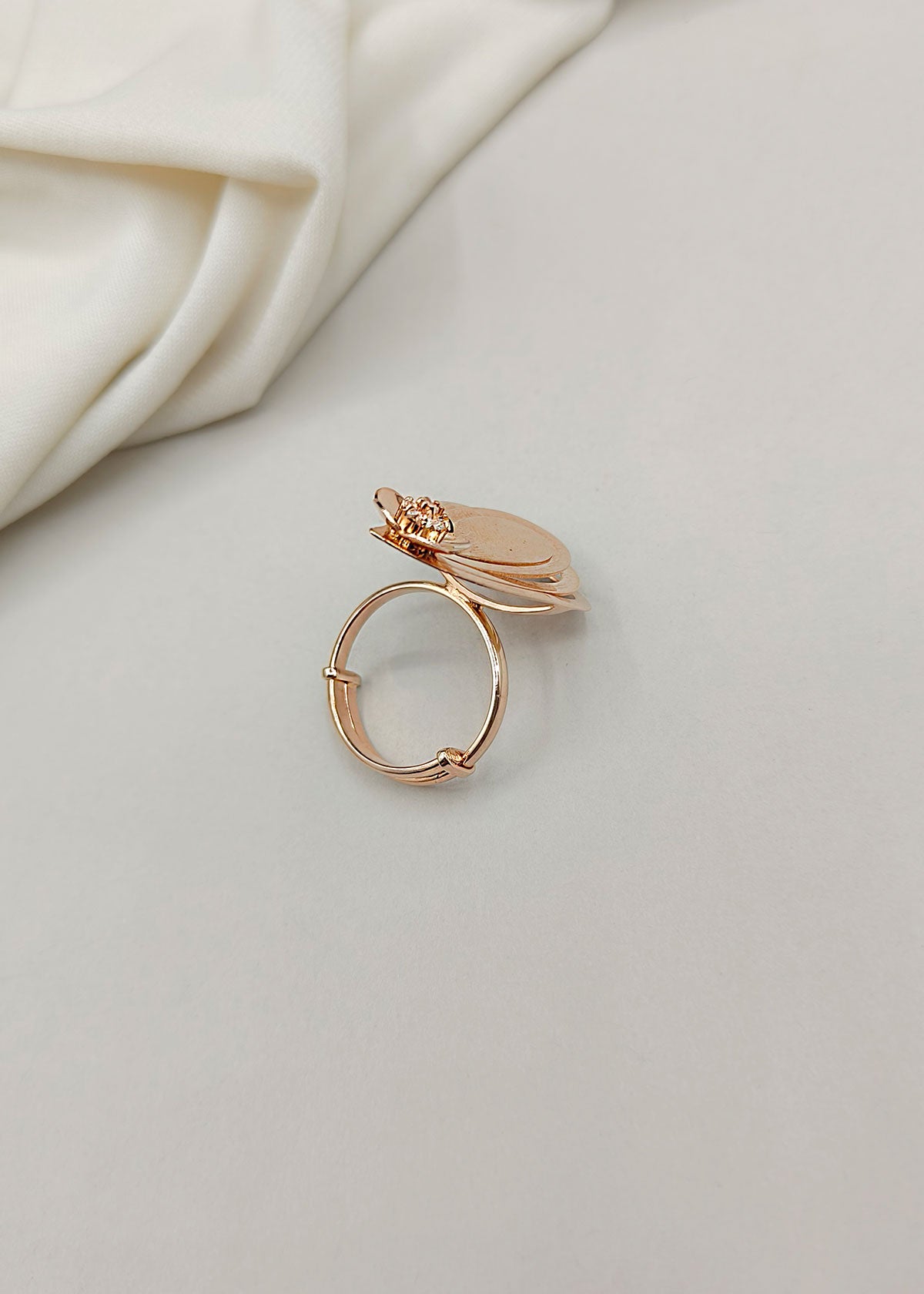 92.5 Sterling Silver Contemporary Floral Teardrop Rose Gold Plated Adjustable Big Diamond Finger Ring