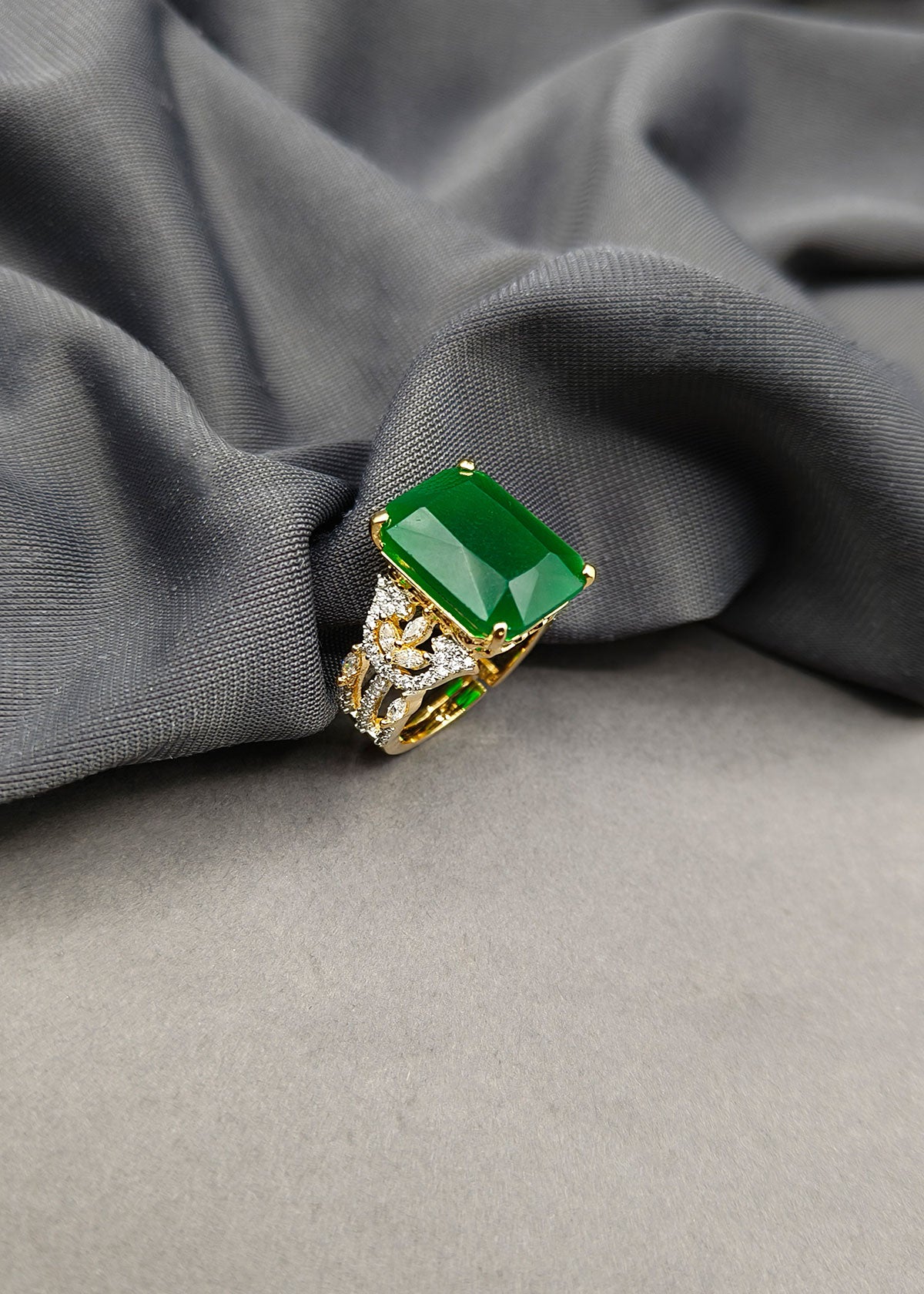 Gold-Silver Plated Big Stone Blue / Green Diamond Adjustable Finger Ring