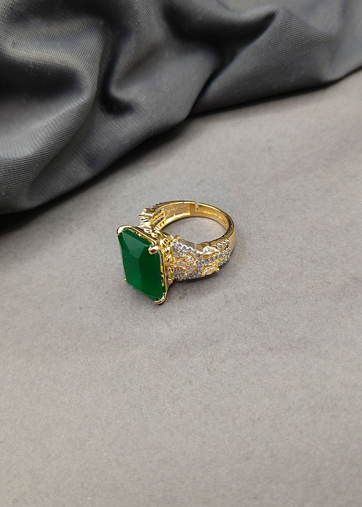 Gold-Silver Plated Big Stone Blue / Green Diamond Adjustable Finger Ring