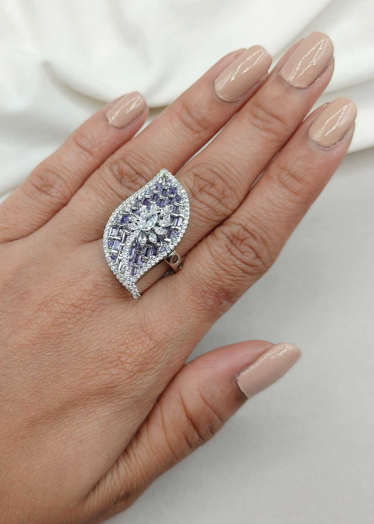 Beautiful Big Leaf Design Cubic Zircon Adjustable Finger Ring For Women