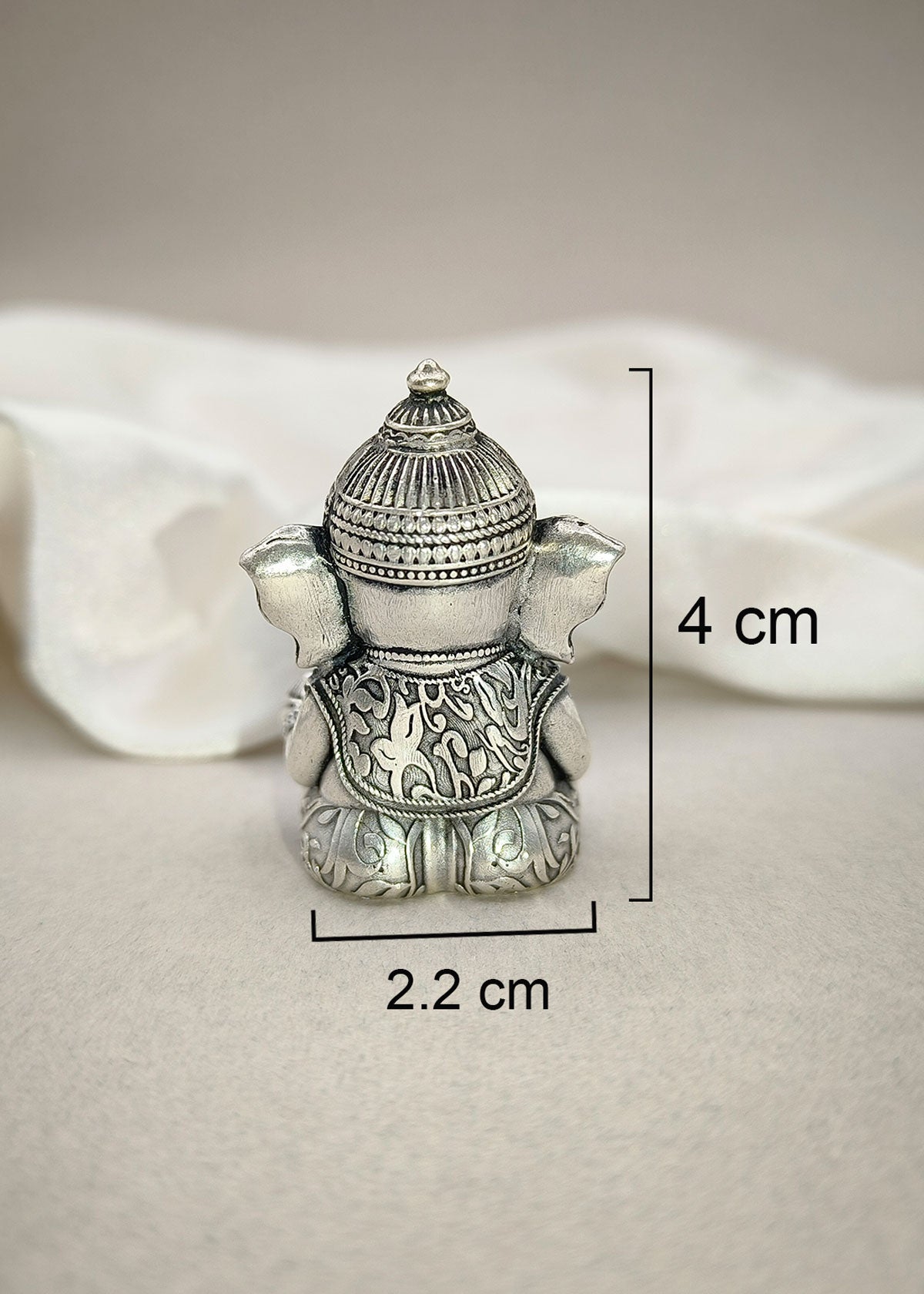 92.5 Sterling Auspicious Sitting Ganesha Idol