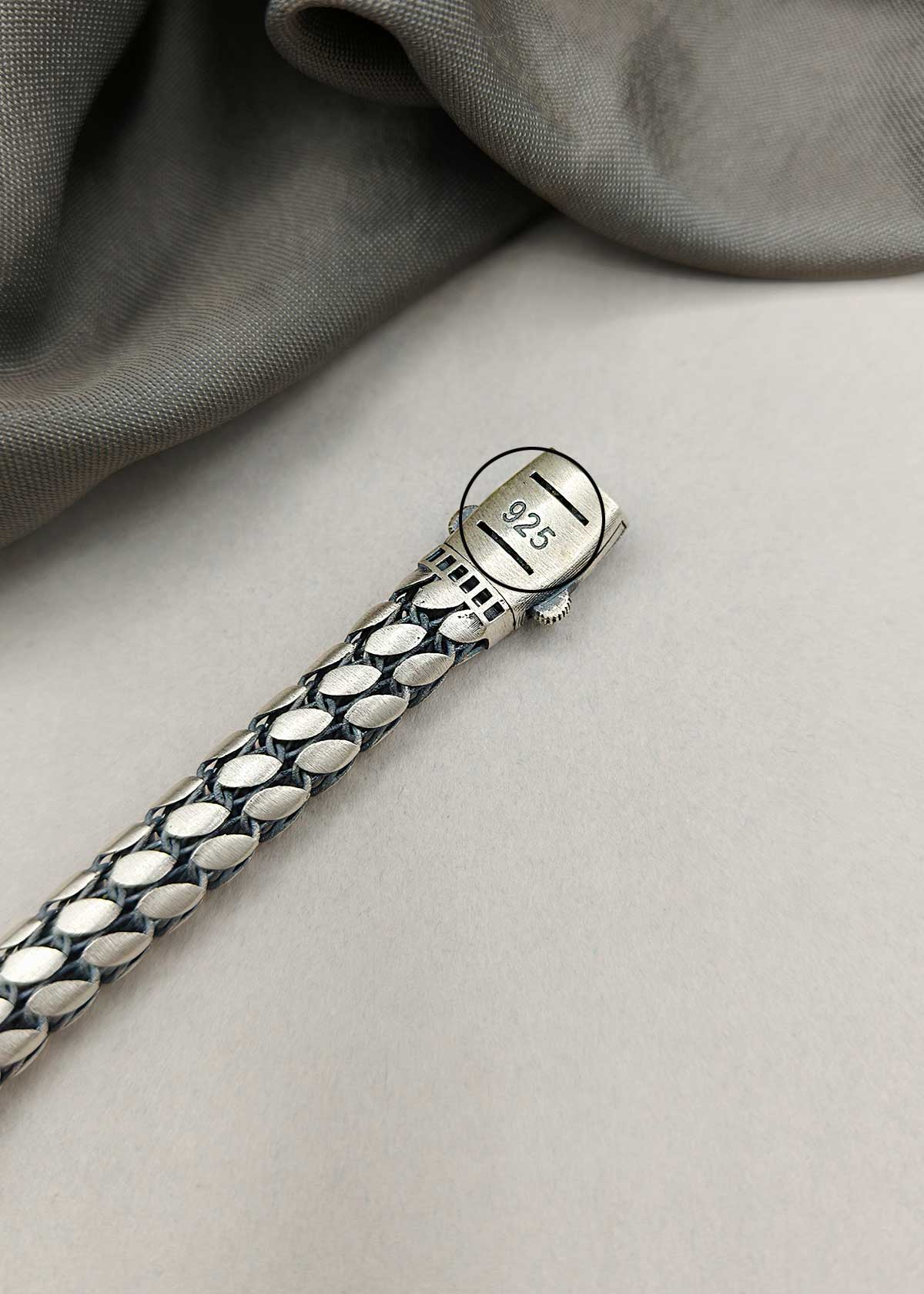 92.5 Sterling Silver Snake Style Bold Pattern Loose Men Bracelet