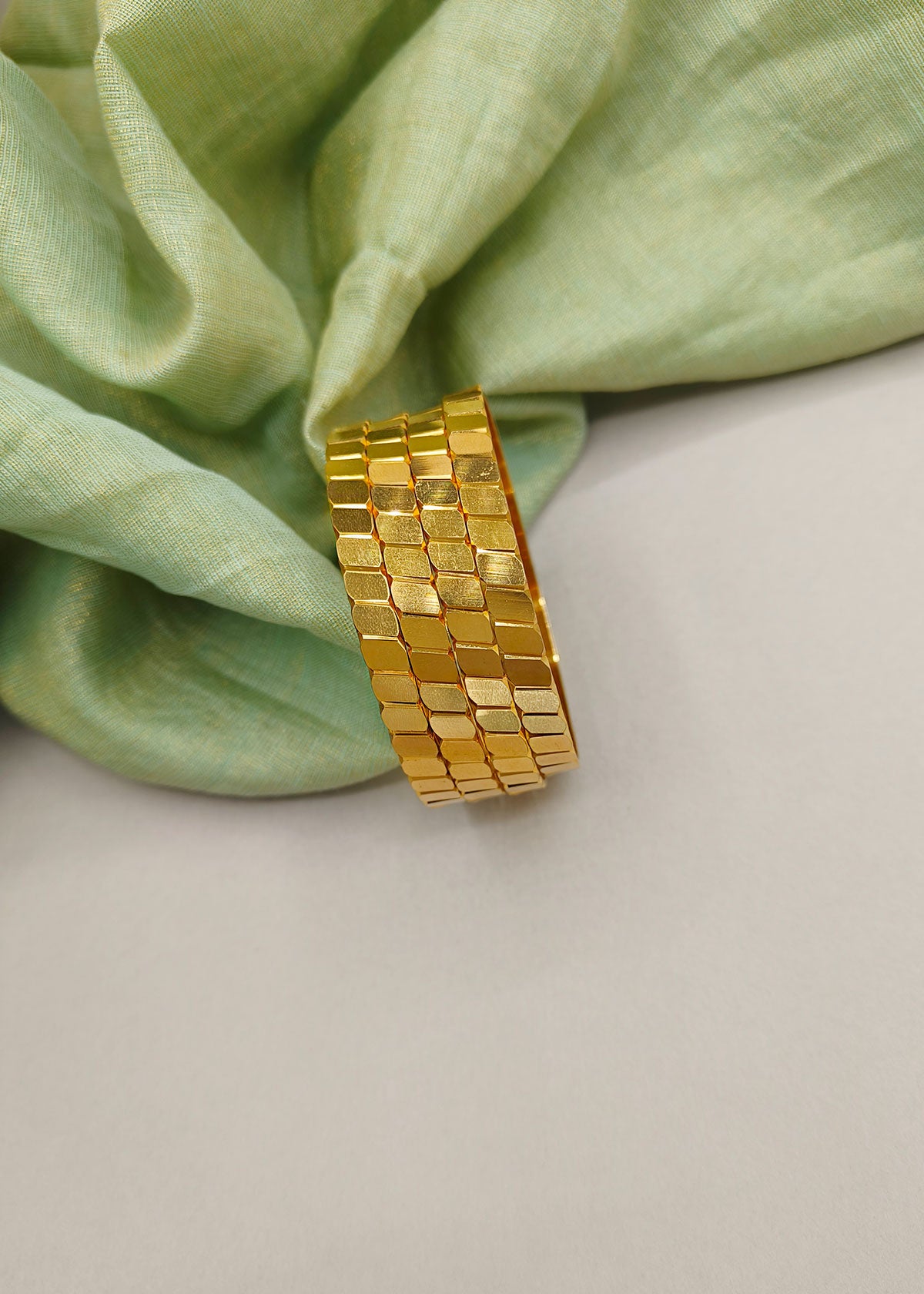 1 Gram Gold Plated Stylish Block Design Plain Bangles (4 Pcs)