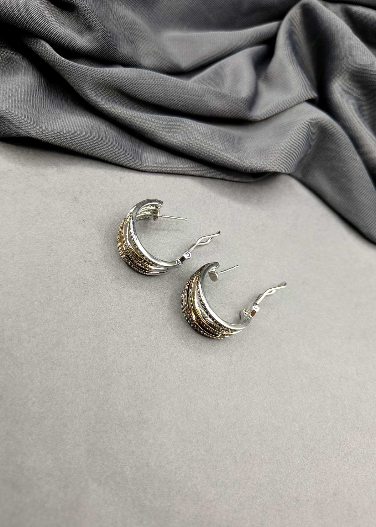 Glamorous Rainbow Pattern Cubic Zircon Hoop Style Earring For Women