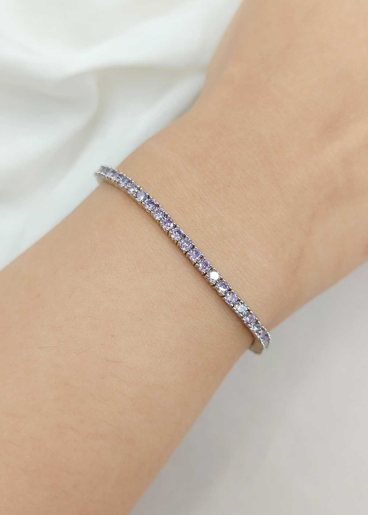 Fabulous Multi Color Cubic Zircon Loose Bracelet For Women