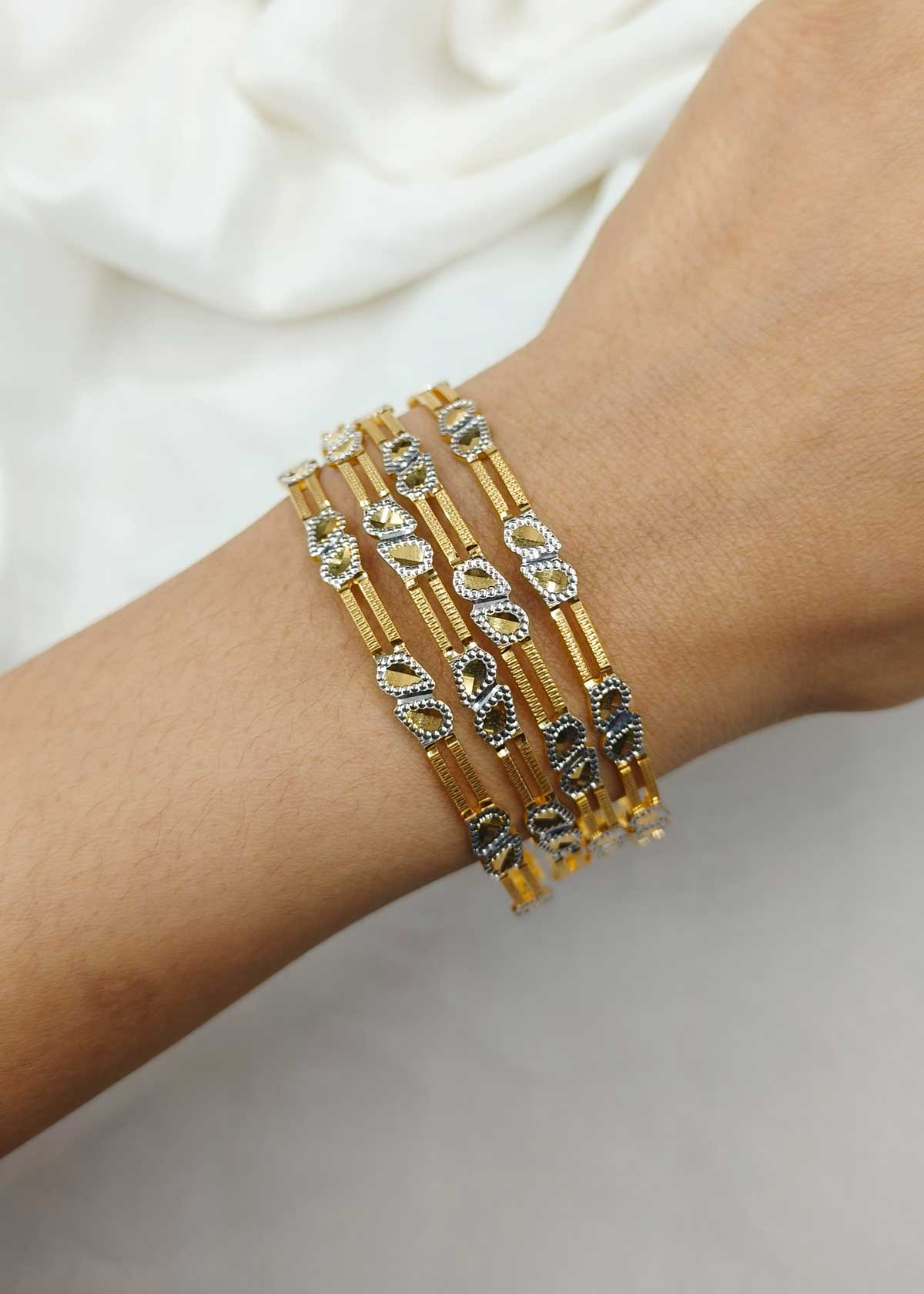 1 Gram Gold And Silver Plated Dual Tone Sleek Bangles (4Pcs)