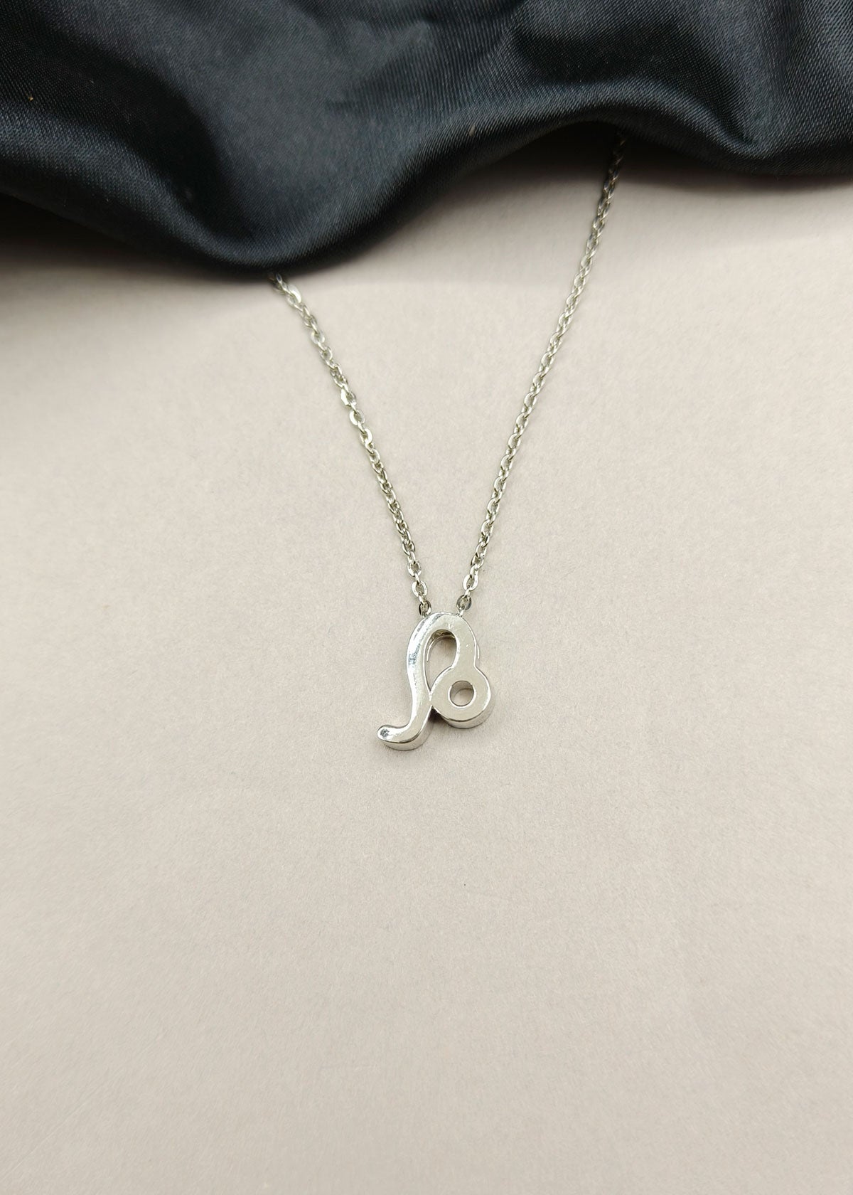 92.5 Sterling Silver Leo Zodiac Symbol Pendant + Chain