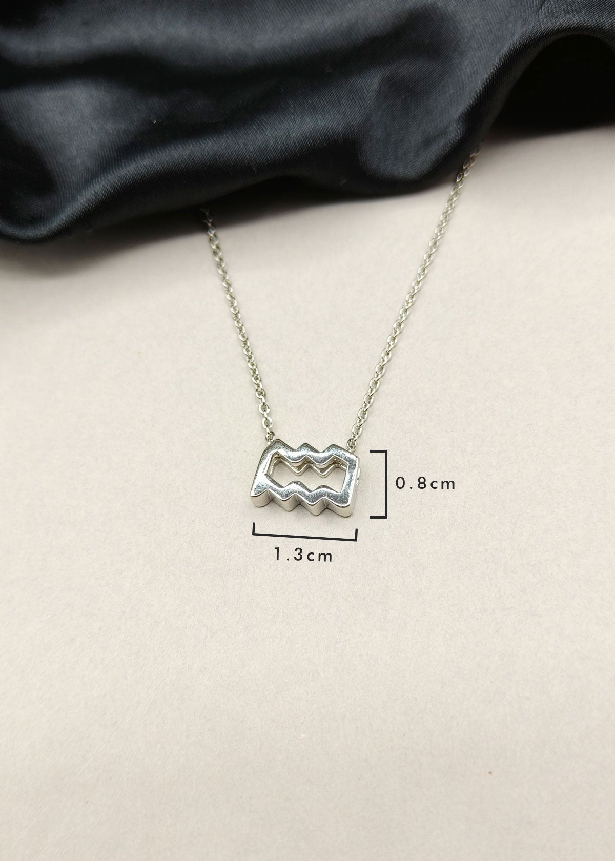 92.5 Sterling Silver Aquarius Zodiac Symbol Pendant + Chain