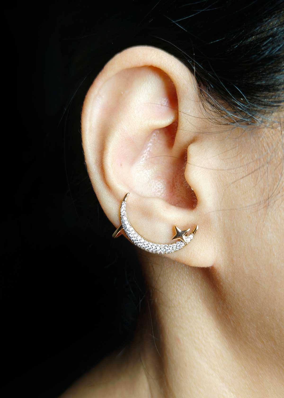 Semi Circular Design Gold Plated Cubic Zircon Ear Cuff For Women