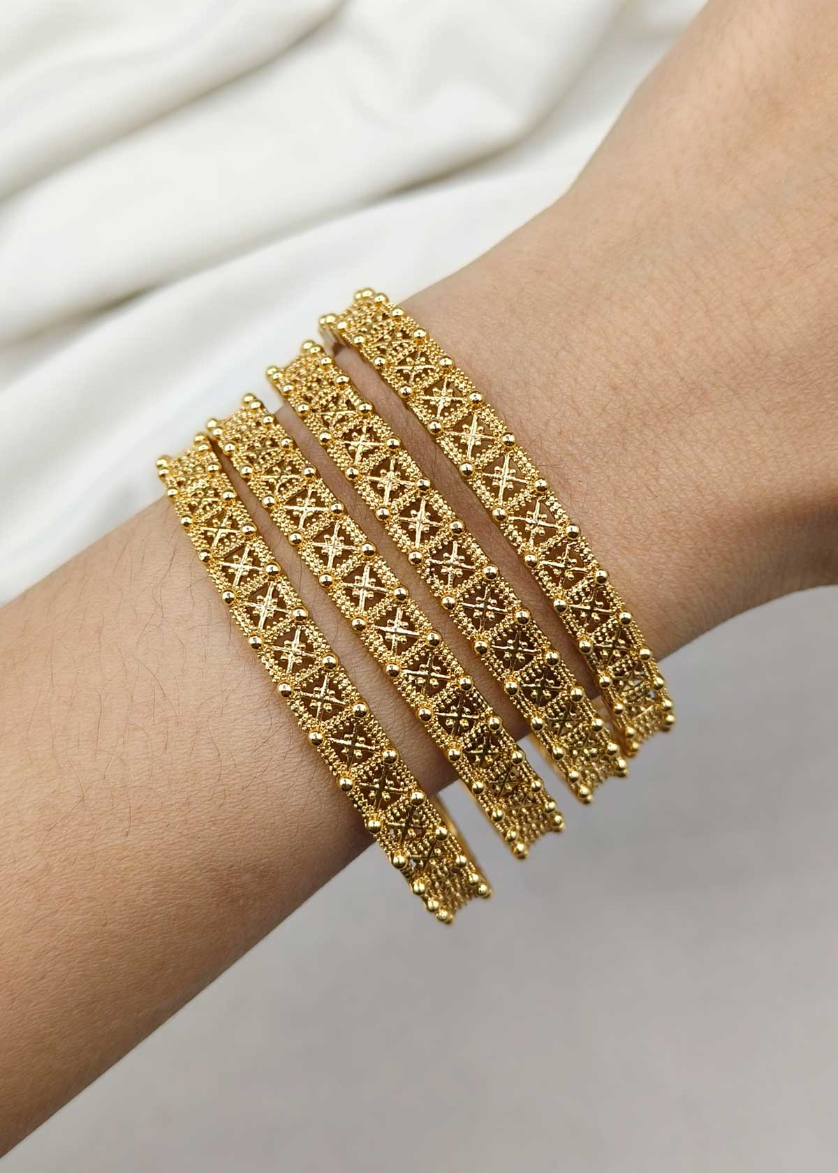 Geometric Cutout Antique Gold Bangles (4 Pcs)