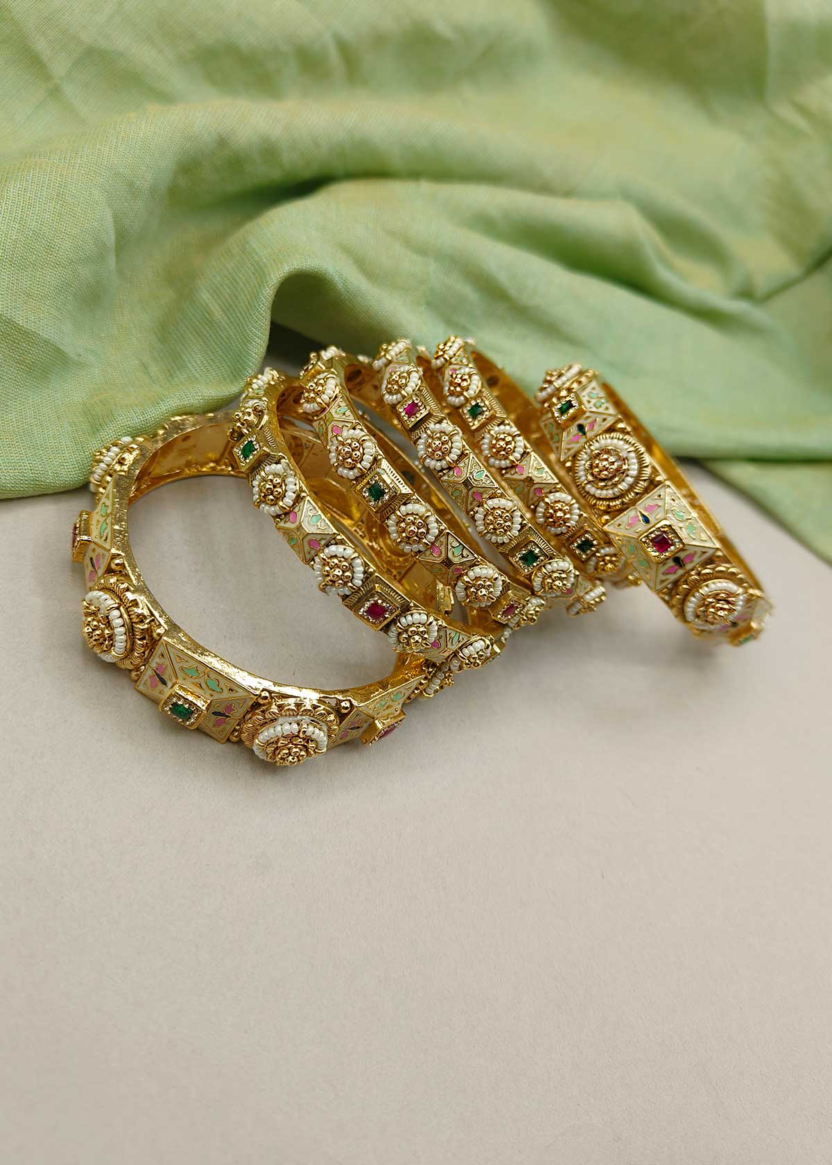 Royal Traditional Dual Tone With Meenakari Antique Gold Bangles (6 Pcs)