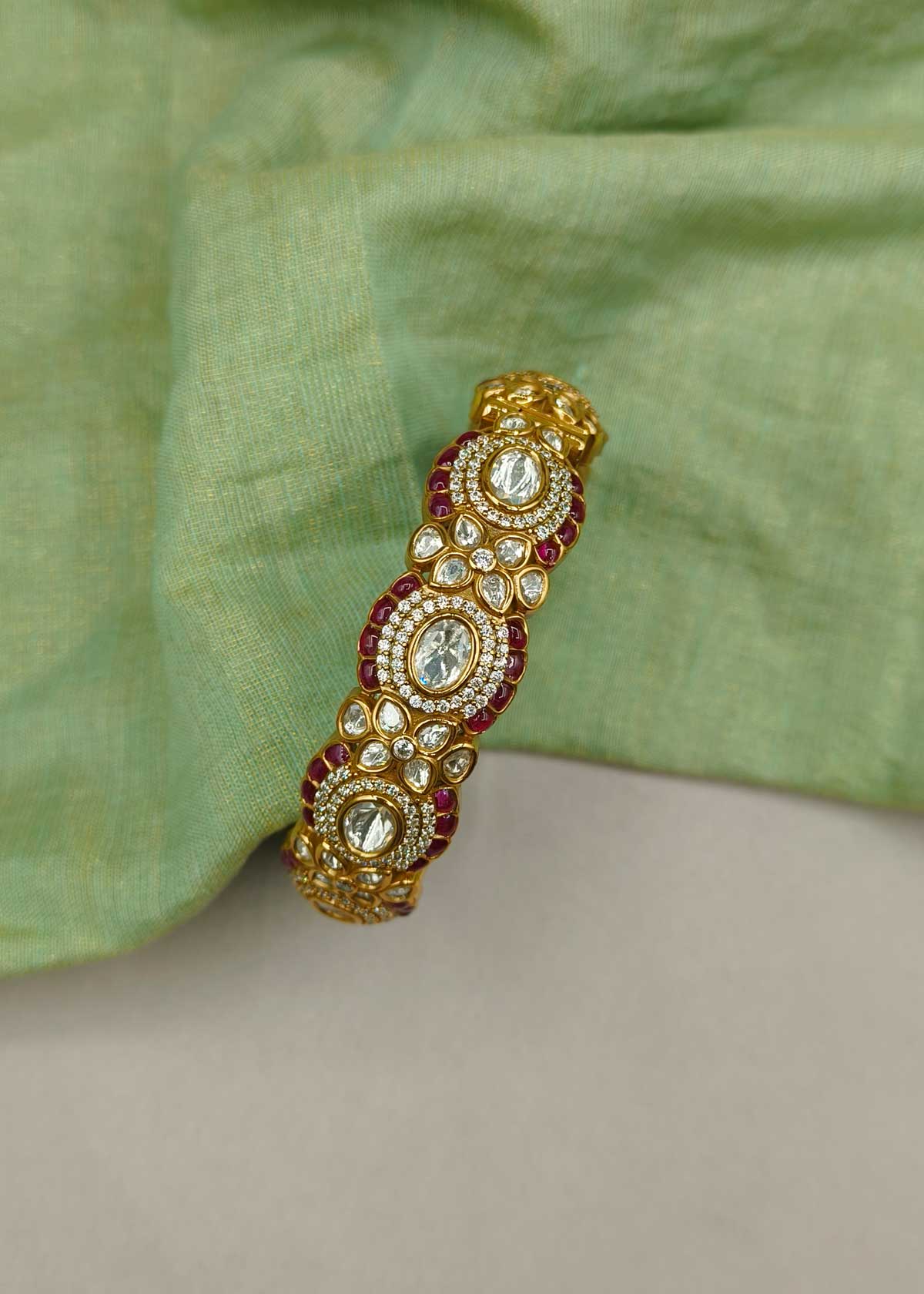 Heritage Designed Antique Gold Kundan And Cubic Zircon Meenakari Openable Kada Bangle For Women (Single)