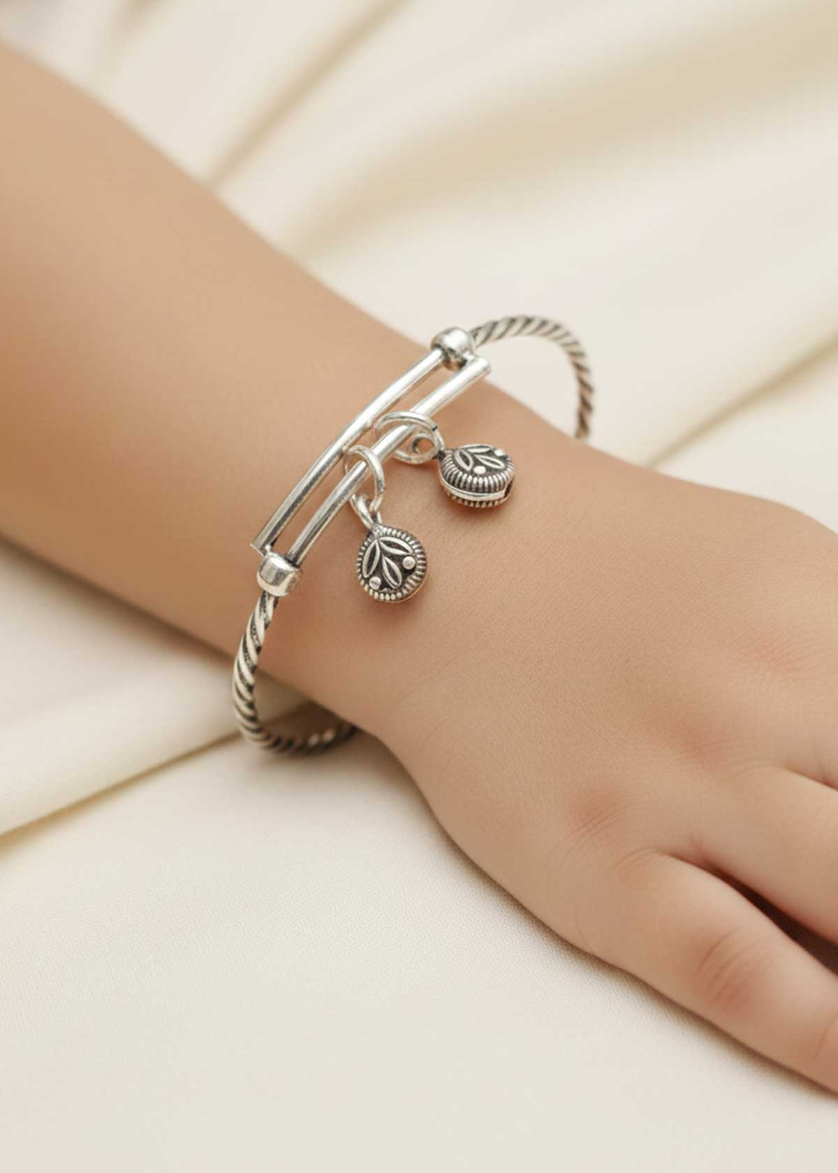 92.5 Sterling Silver Oxidized Twisted Wire And Charming Leaf Design Adjustable Baby Kada