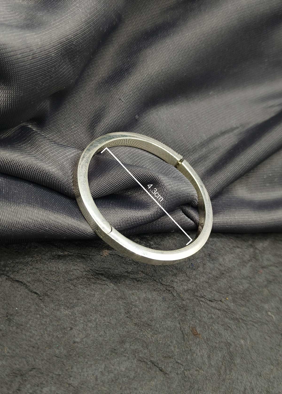92.5 Sterling Silver Single Openable Baby Kada