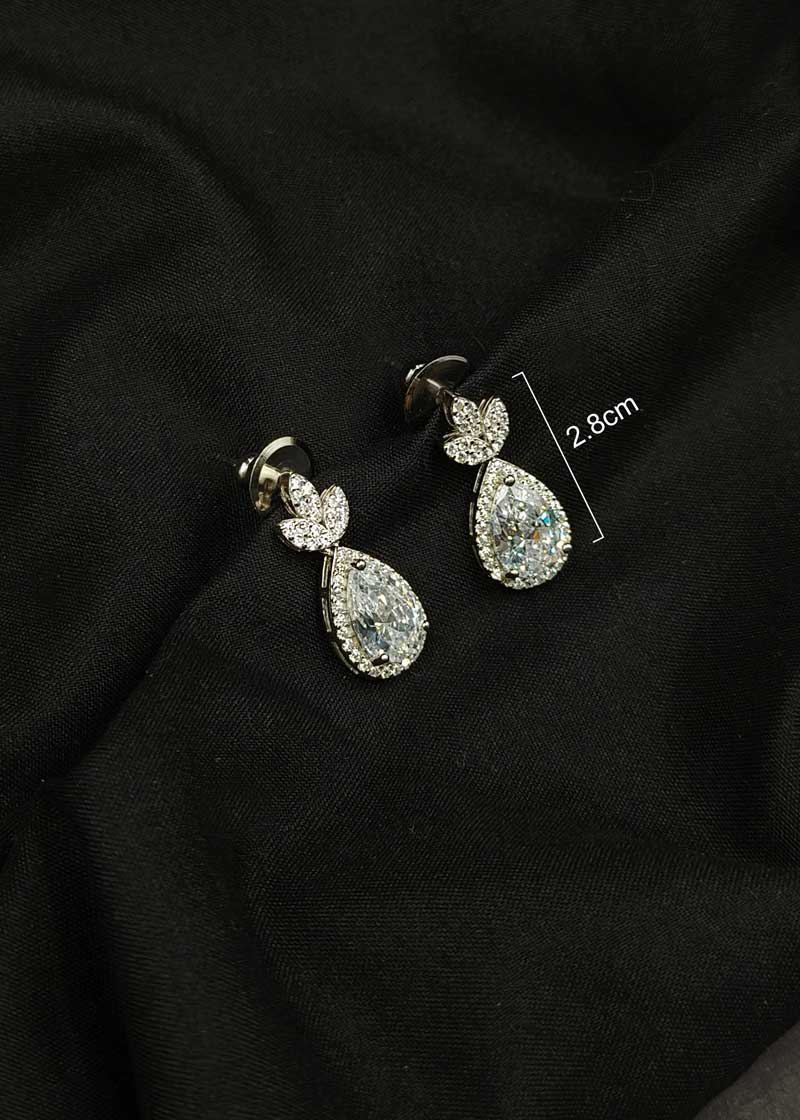 92.5 Sterling Silver Double Teardrop  Pendant Cubic Zircon Necklace Set