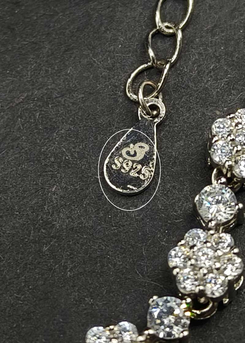 92.5 Sterling Silver Marquise And Teardrop Cubic Zircon Necklace Set