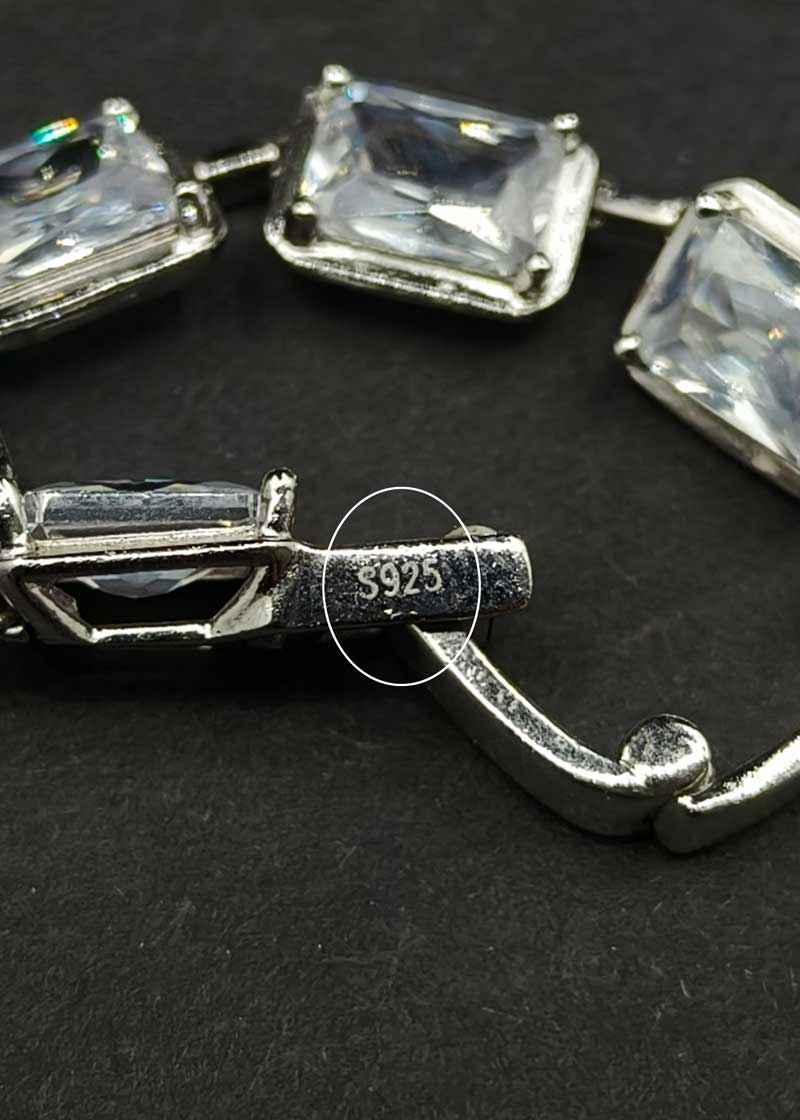 92.5 Sterling Silver Rectangular Cubic Zircon Necklace Set