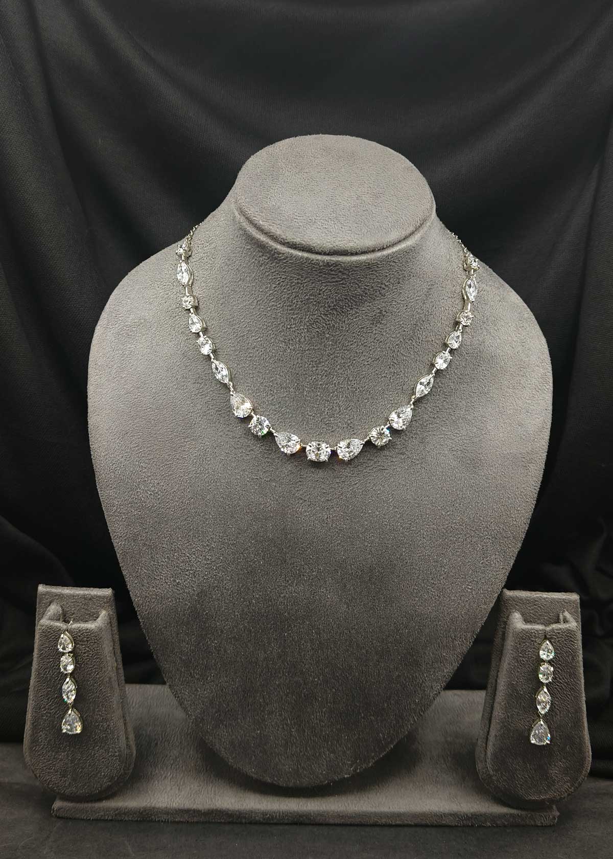 92.5 Sterling Silver Multi Cut Cubic Zircon Necklace Set