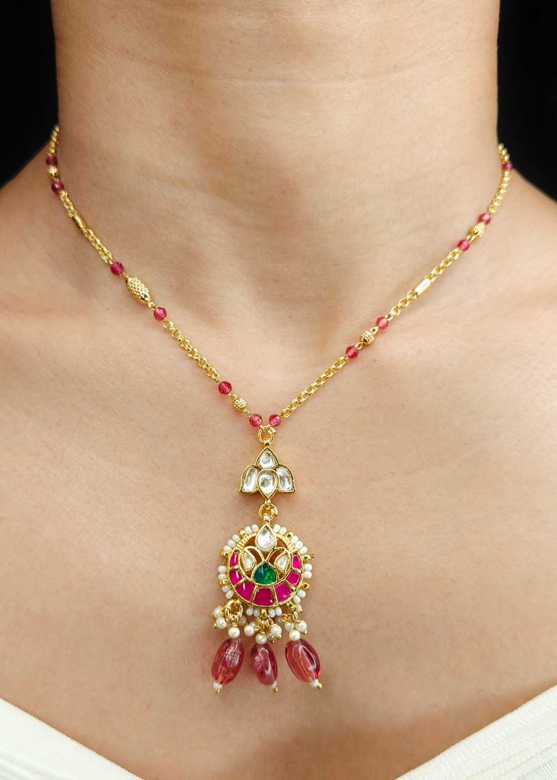 Elegant Gold Plated Kundan Pendant Set With Beaded Chain