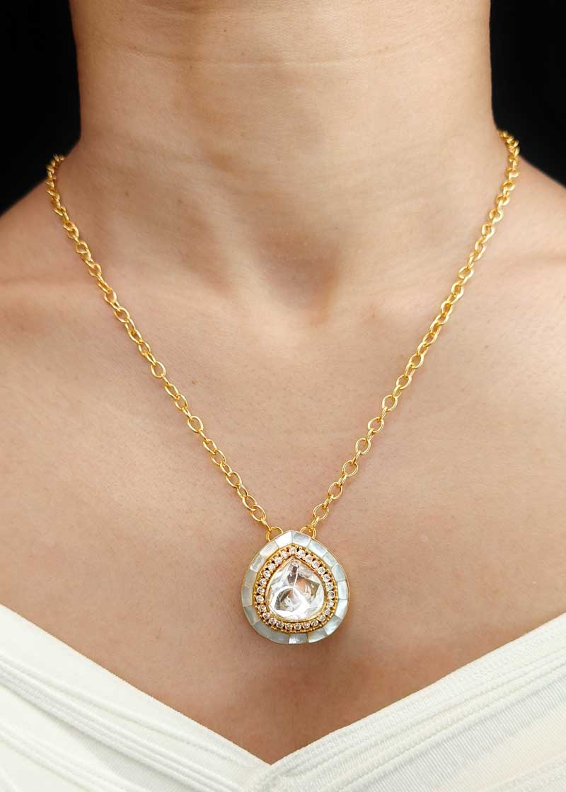 Classic Heritage Teardrop Kundan, Cubic Zircon And Mother Of Pearl Pendant Set With Chain