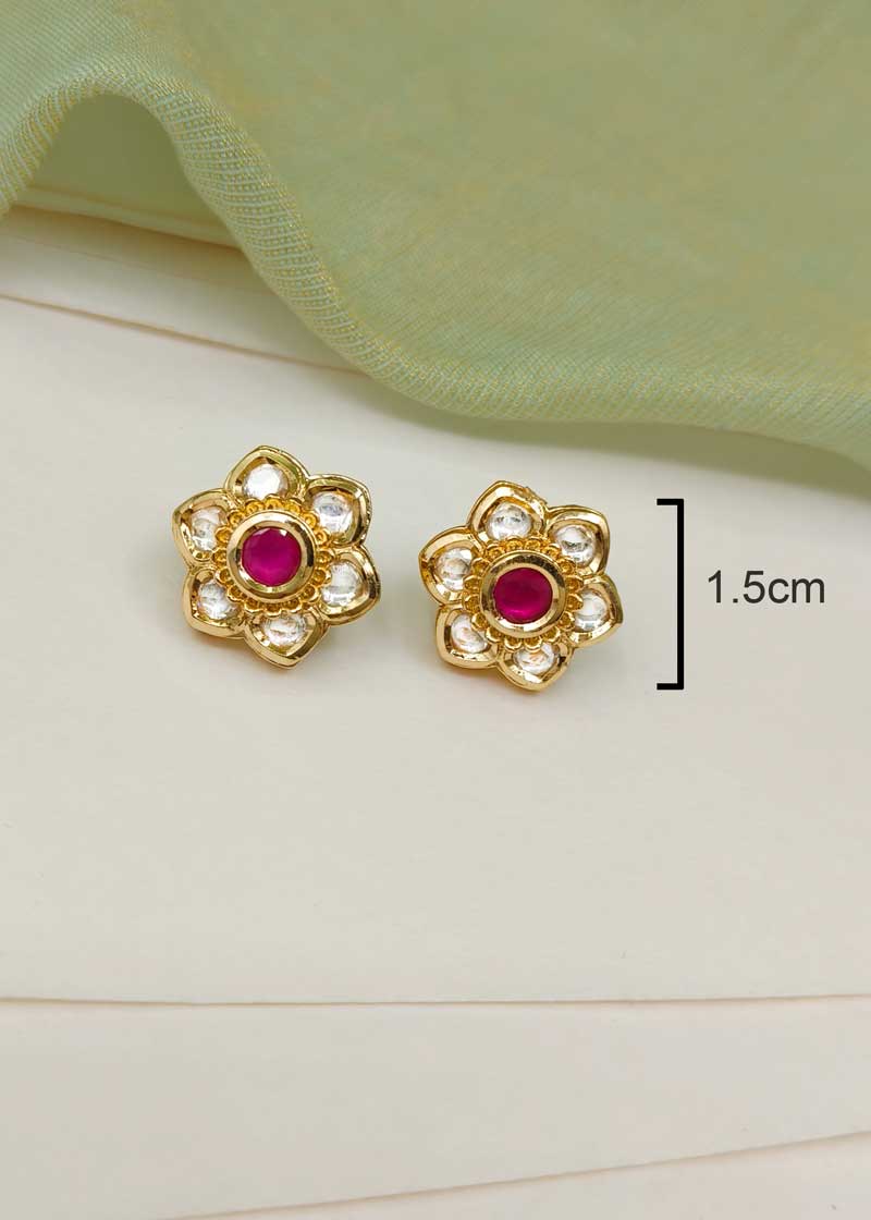 Traditional Floral Drop Shape Engraved Matt Gold Kundan & Cubic Zircon Pendant Set With Chain