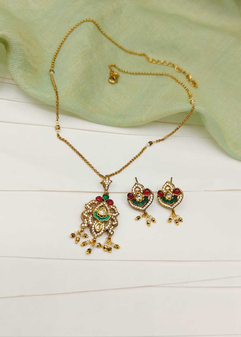 Vintage Inspired Floral Kundan And Cubic Zircon Pendant Set With Chain