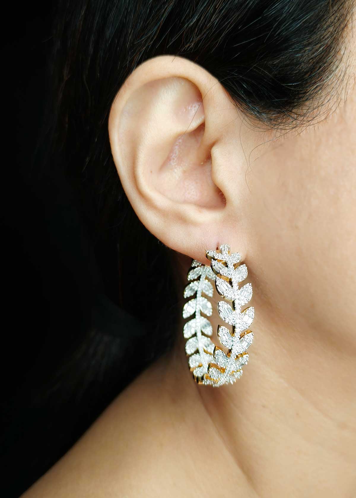 Shimmering Cubic Zircon Leaf Pattern Dual-Tone Bali Hoop Earrings For Women