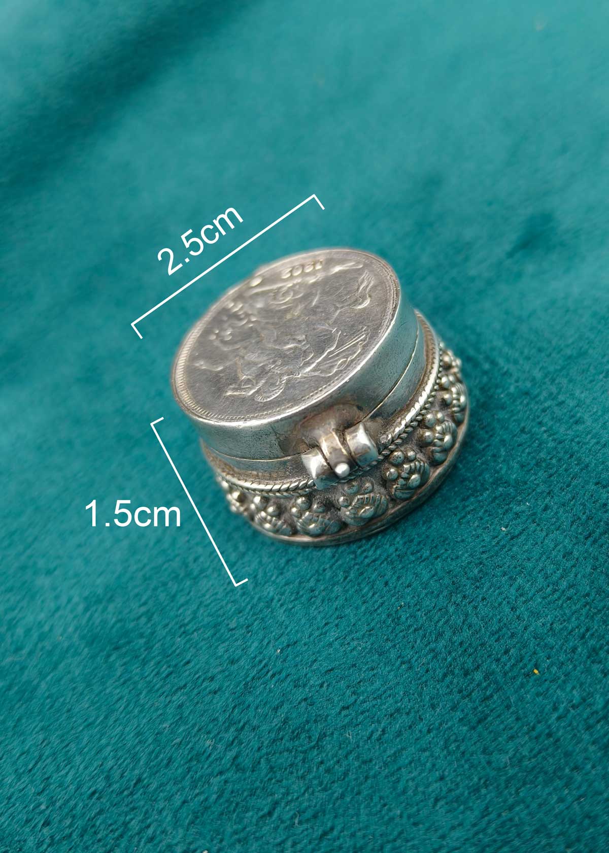 92.5 Sterling Silver Antique Style Kumkum Box/ Sindoor Box With 1902 Coin Motif