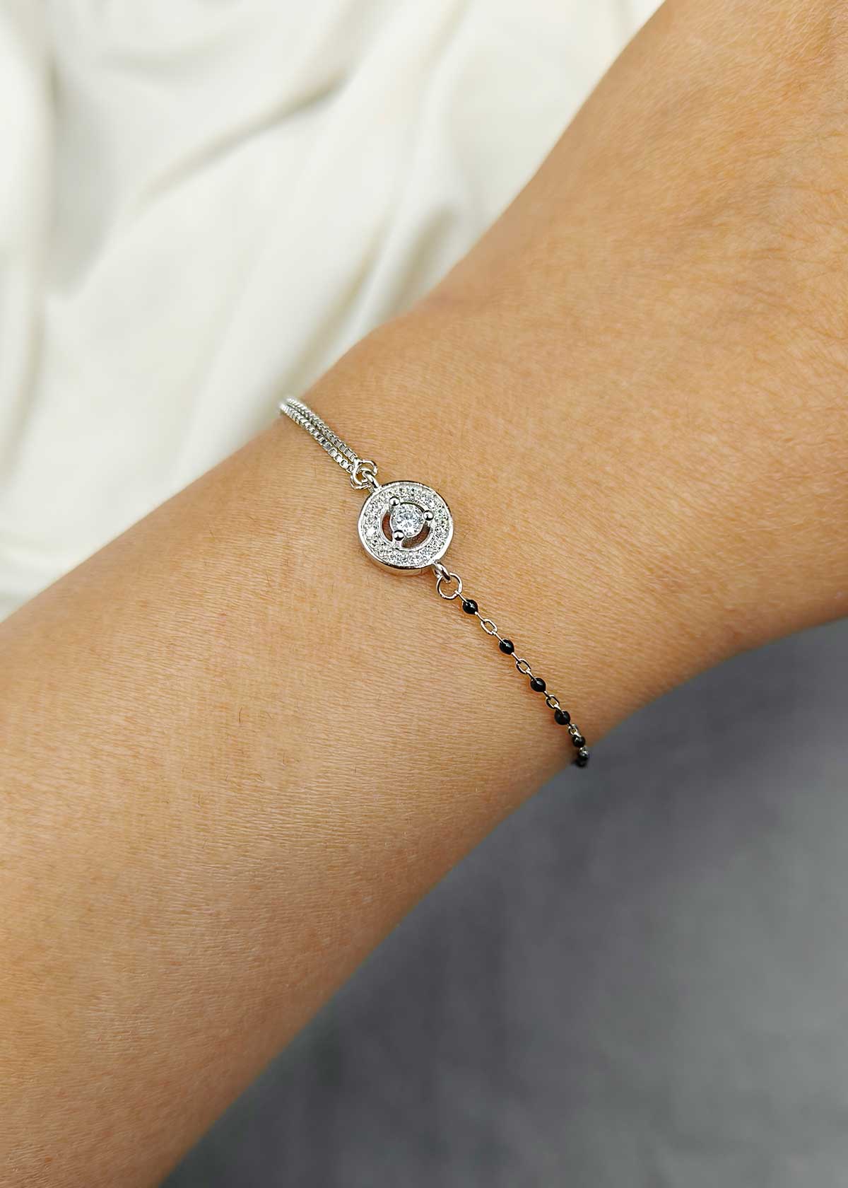 92.5 Sterling Silver Solitaire Cubic Zircon Mangalsutra Loose Bracelet For Women