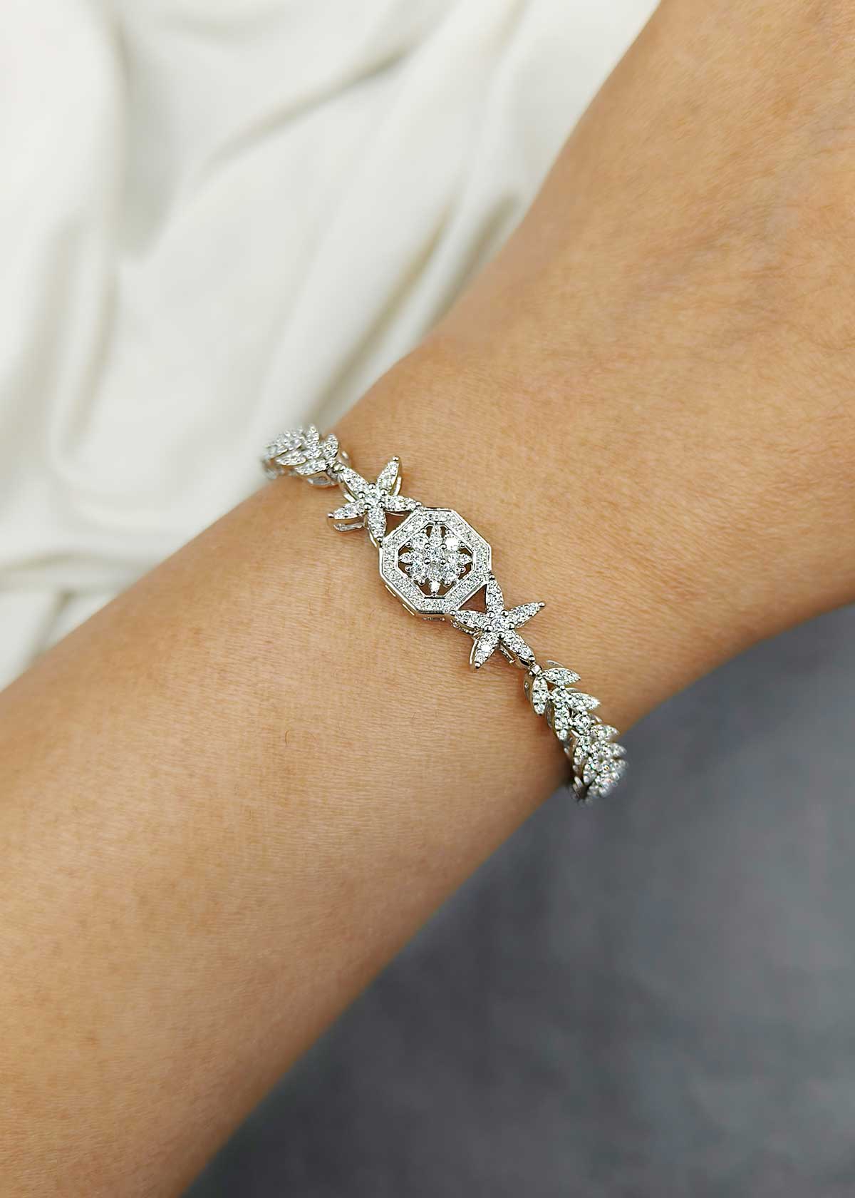 92.5 Sterling Silver Geometric Floral Cubic Zircon Loose Bracelet